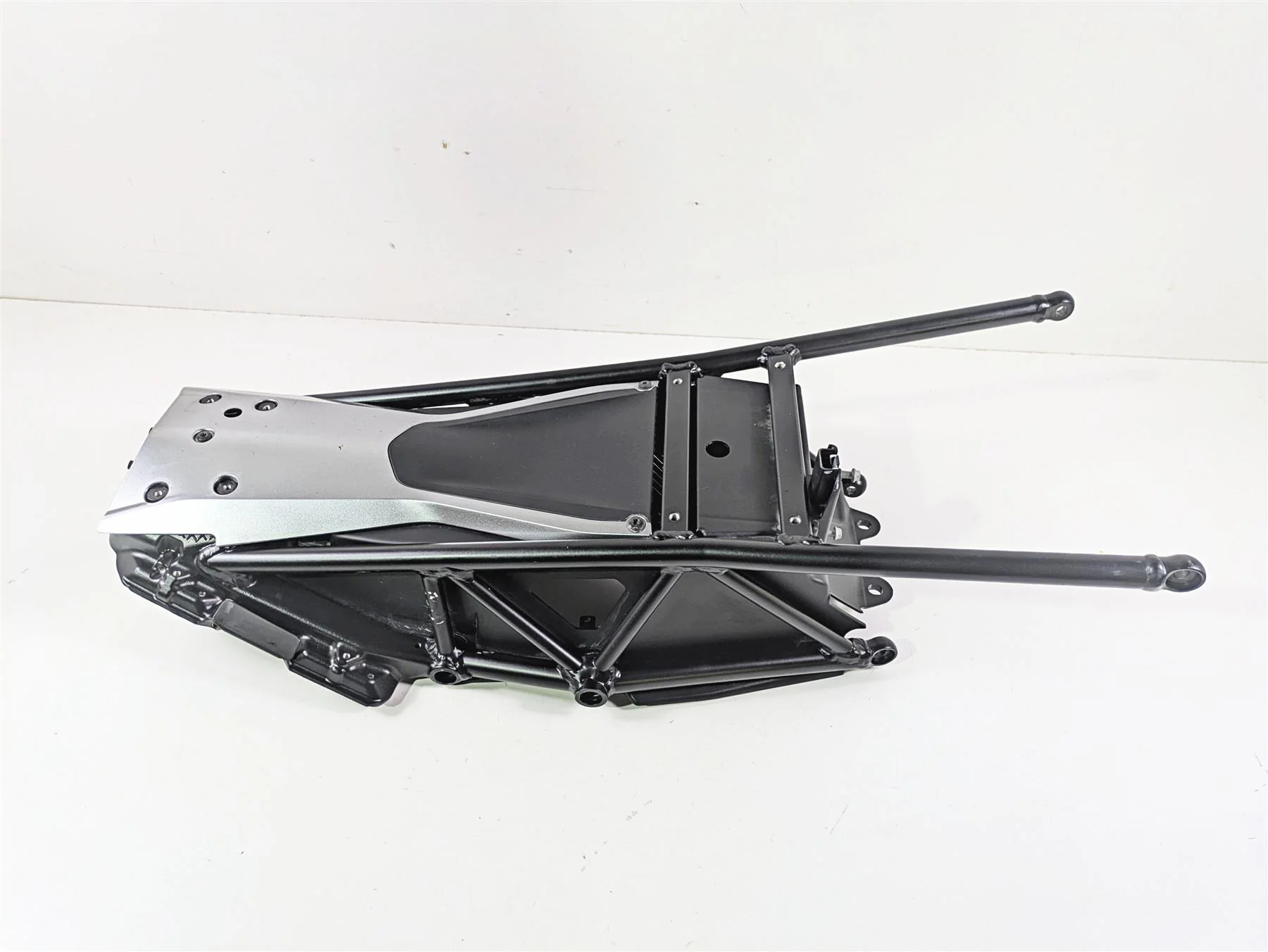 2017 KTM 1290 Super Duke GT Subframe & Inner Fender 6140300210033 - Image 3