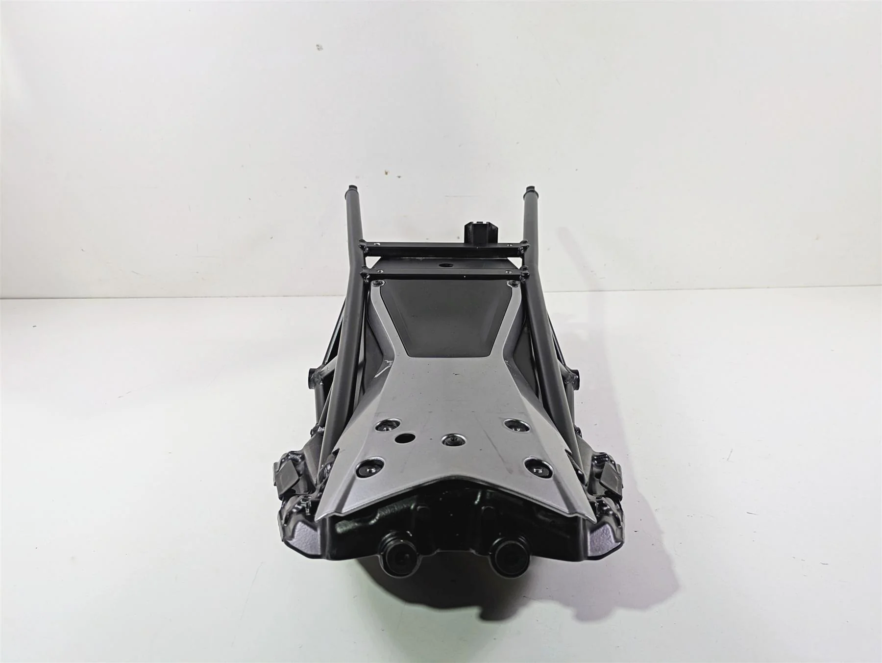 2017 KTM 1290 Super Duke GT Subframe & Inner Fender 6140300210033 - Image 4