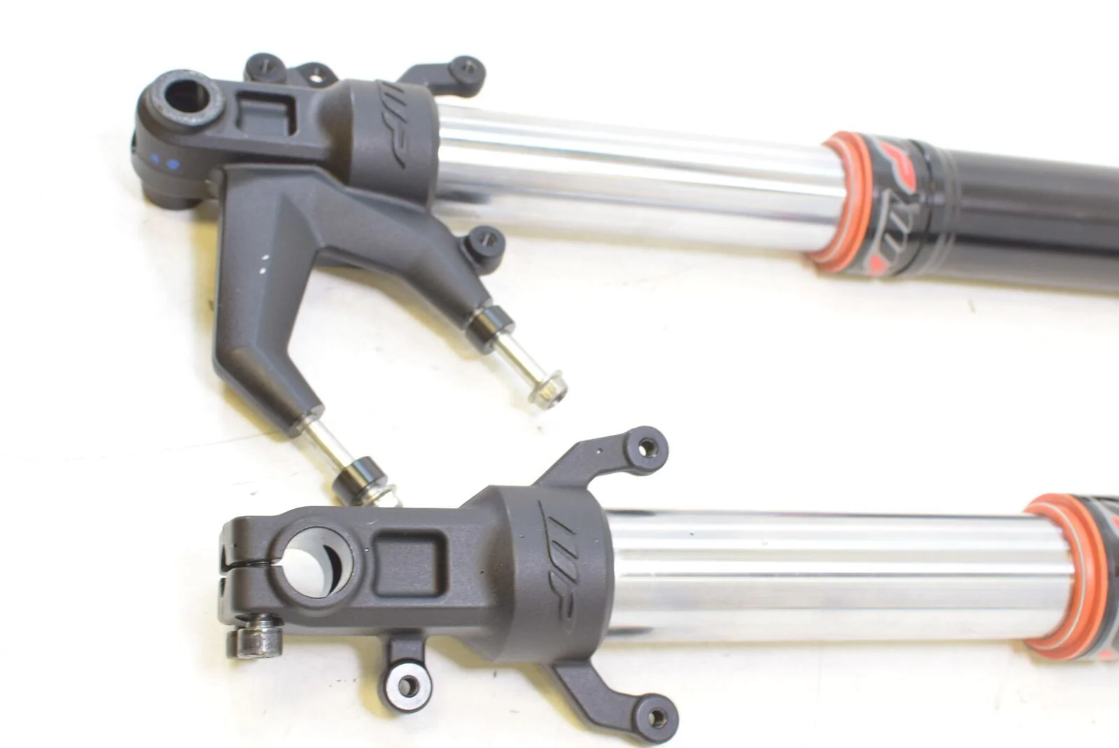 2017 KTM Duke 390 WP White Power Front Fork Leg Set 93001007033 93001006033 - Image 11