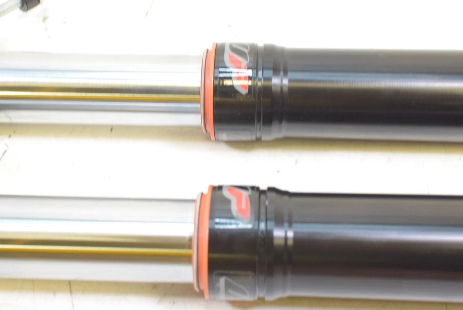 2017 KTM Duke 390 WP White Power Front Fork Leg Set 93001007033 93001006033 - Image 6