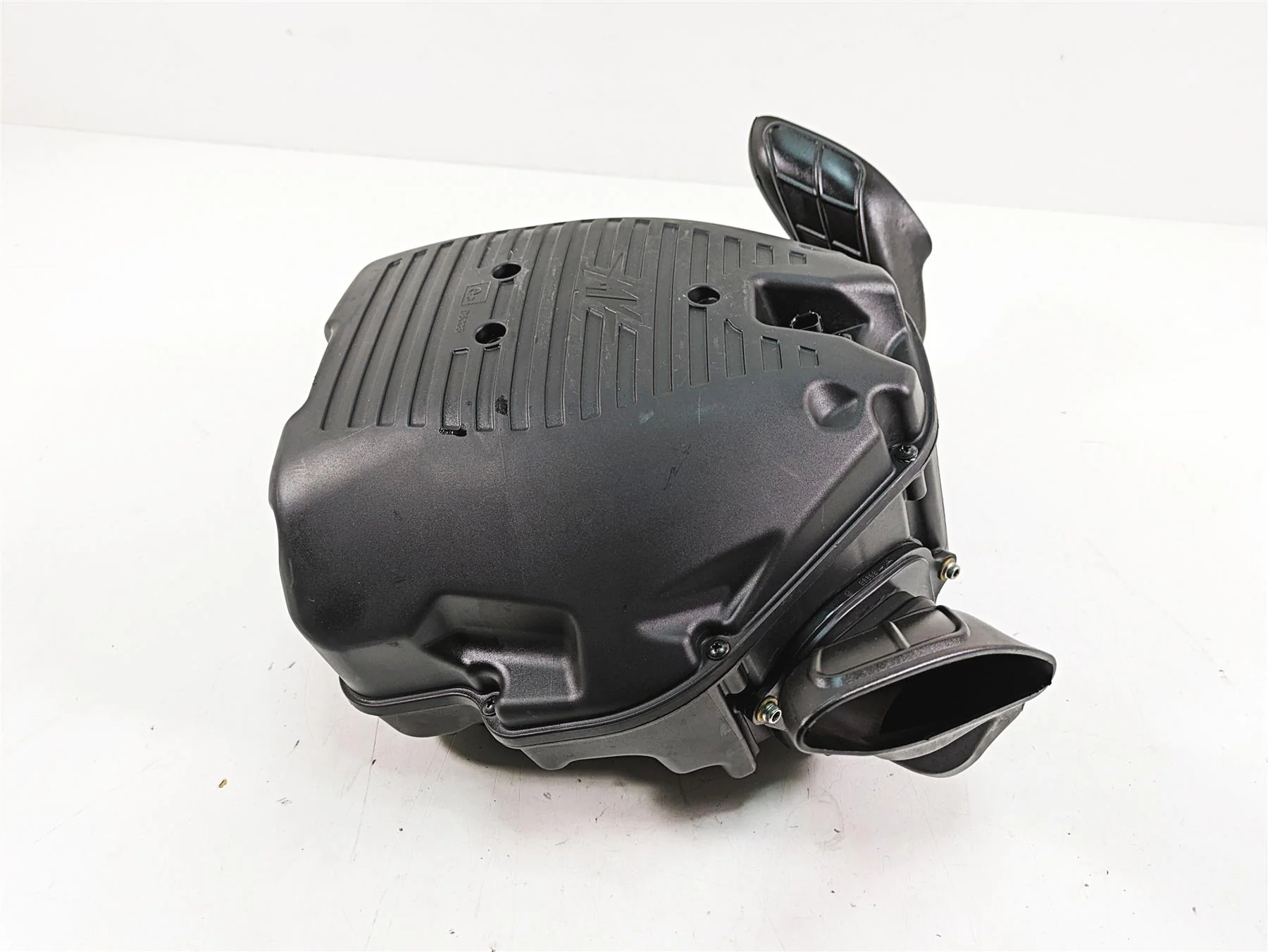 2017 Mv Agusta Dragster 800 Air Cleaner Breather Filter Box 8000B5482 - Image 10