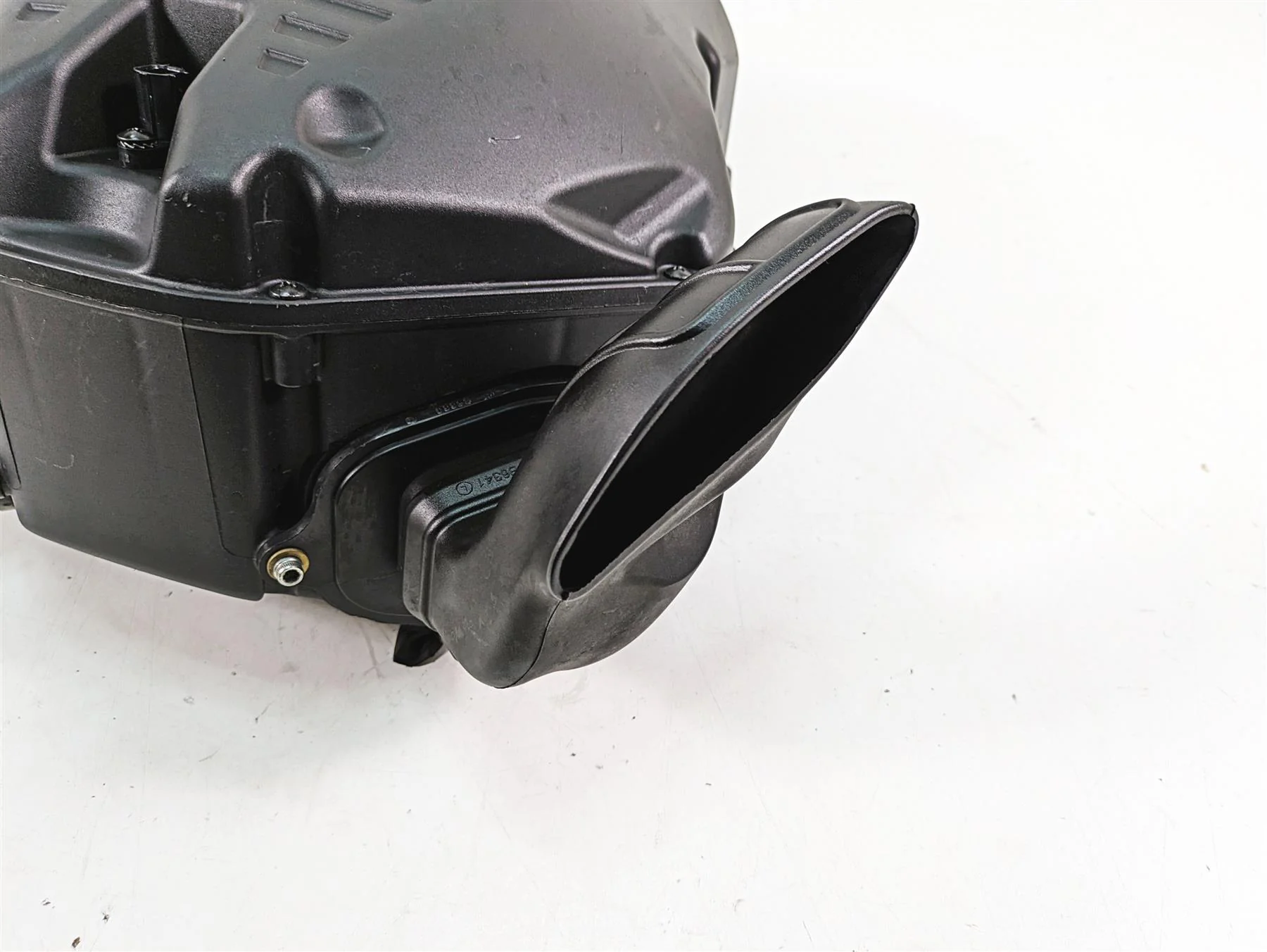 2017 Mv Agusta Dragster 800 Air Cleaner Breather Filter Box 8000B5482 - Image 4