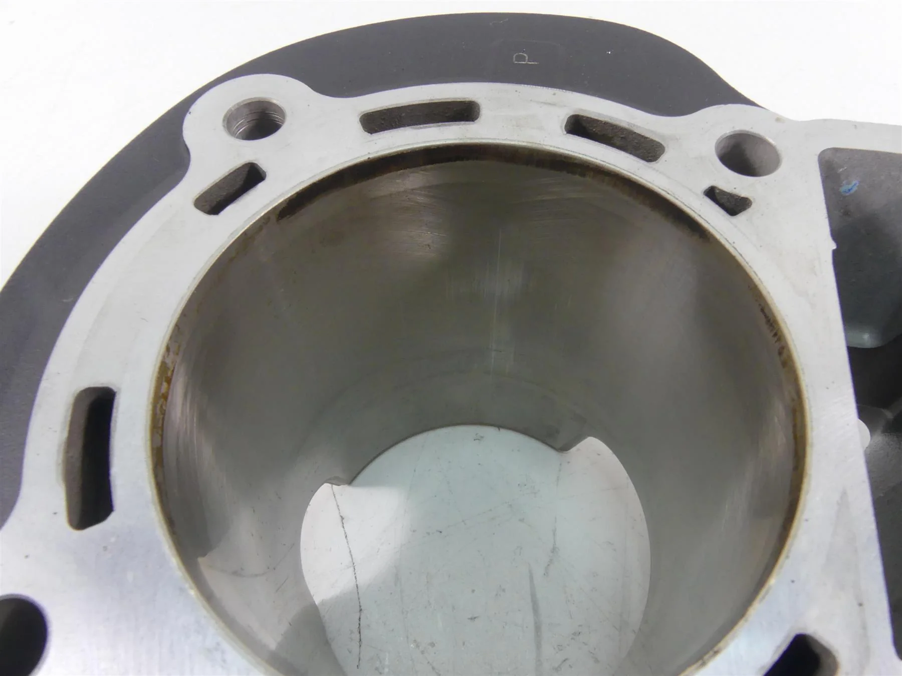 2017 Triumph Thruxton 1200 R Cylinder Jug Piston Set 4K T1167220 - Image 5