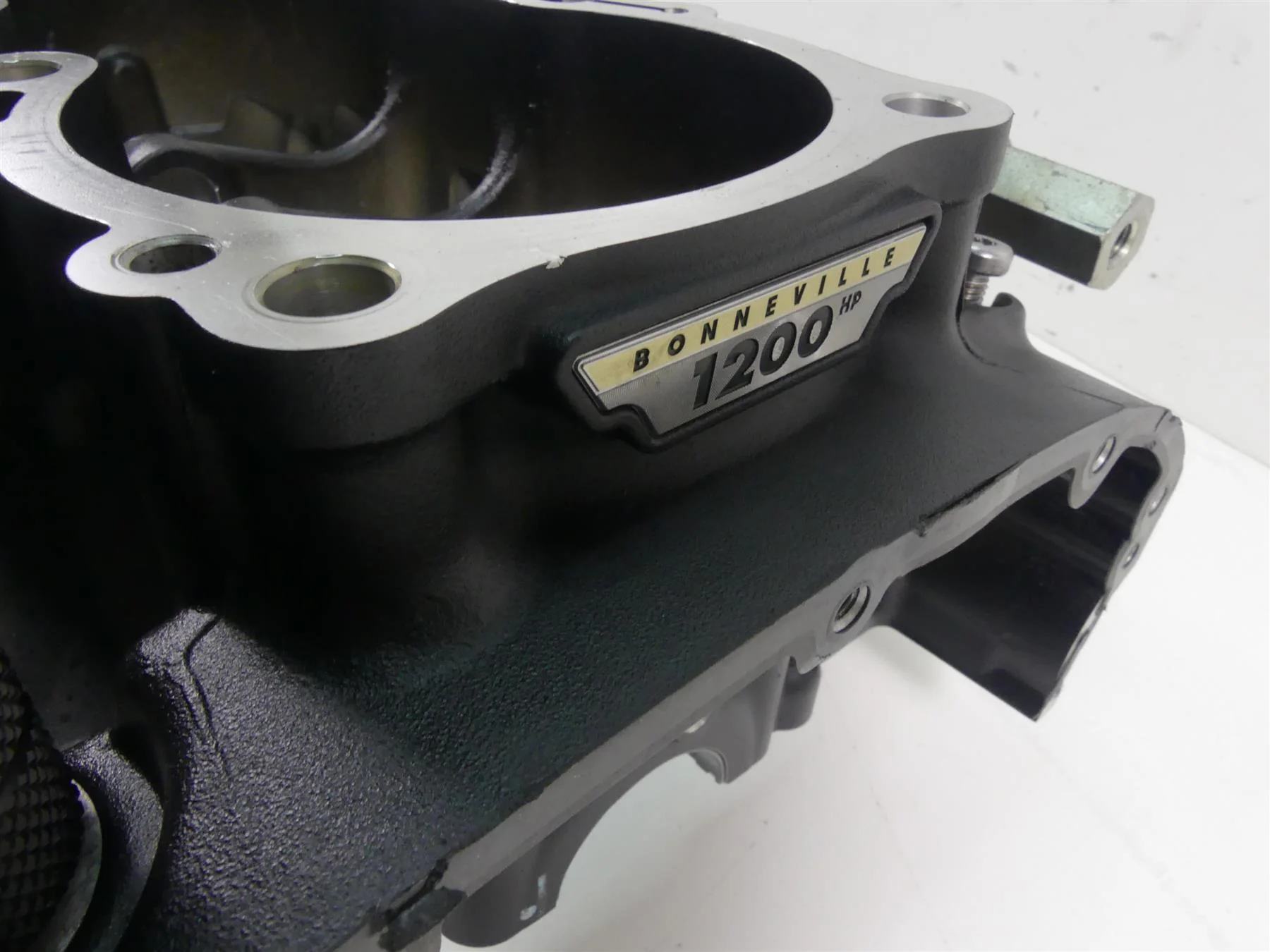 2017 Triumph Thruxton 1200 R Engine Motor Case Housing Set 4K T1162953 - Image 5