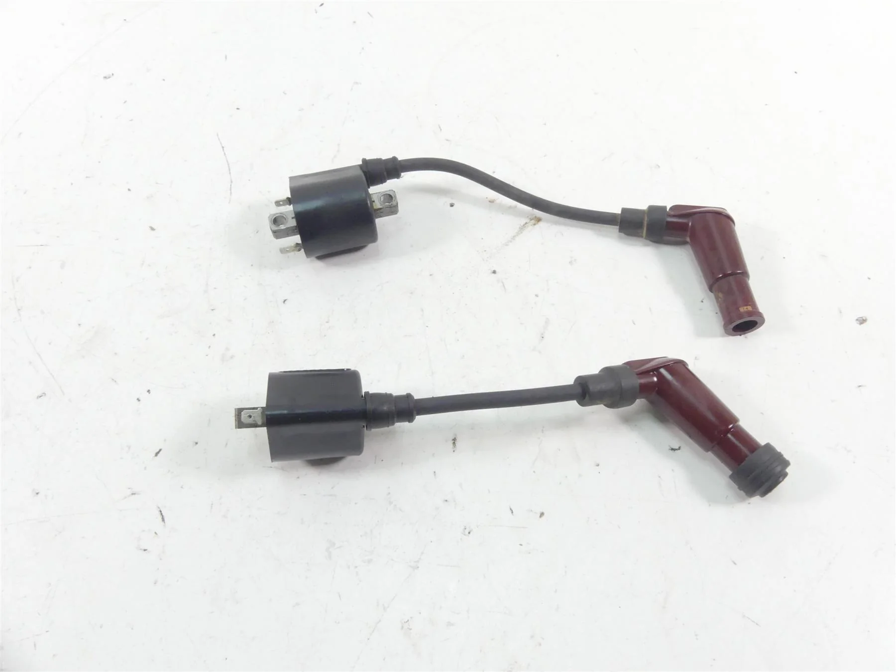 2017 Triumph Thruxton 1200 R Ignition Coil Wires Plug Set T1290321 T1290308 - Image 2