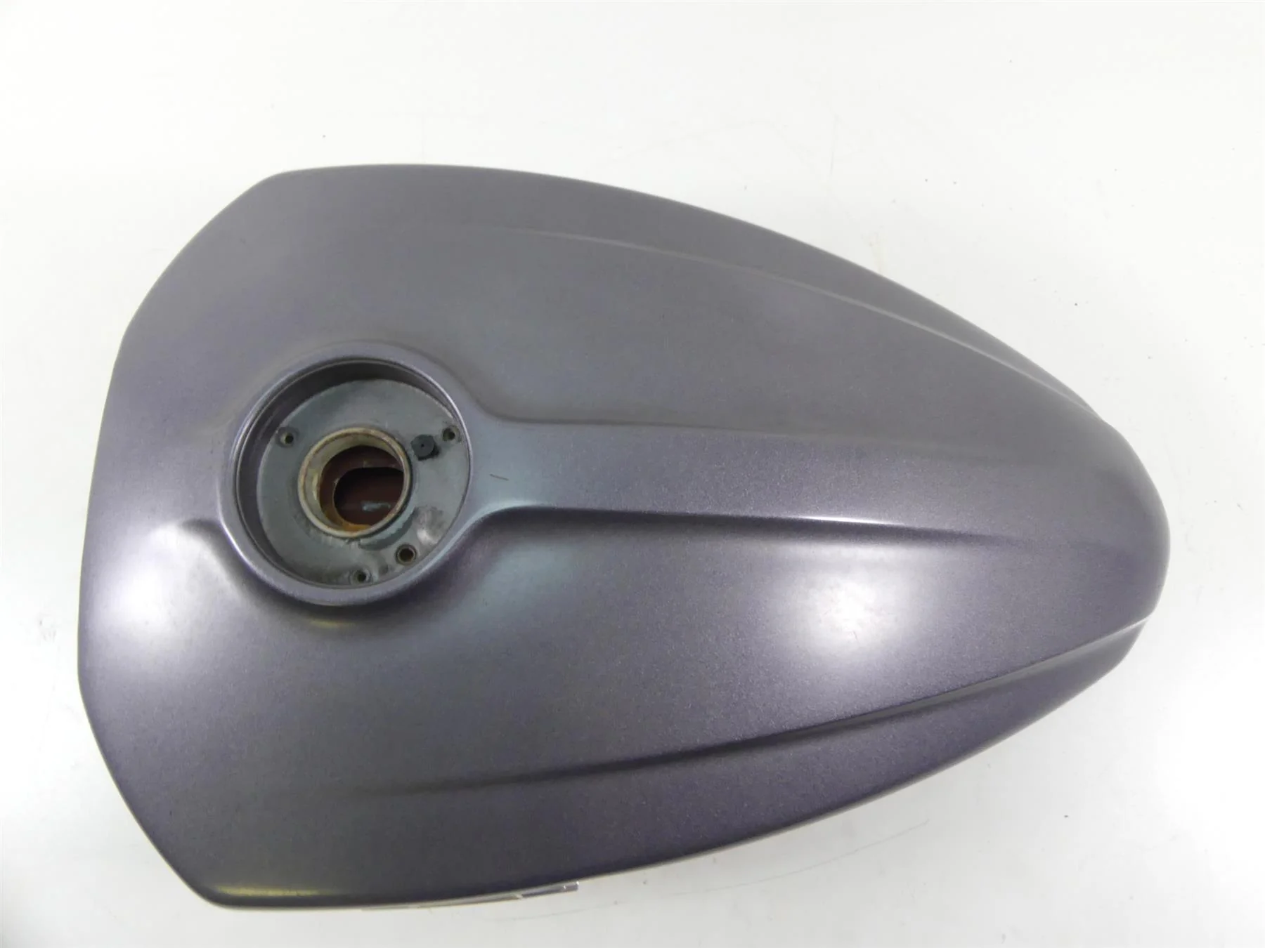 2017 Victory Octane 1200 Fuel Gas Petrol Tank Reservoir - Dent 1021999-637 - Image 5