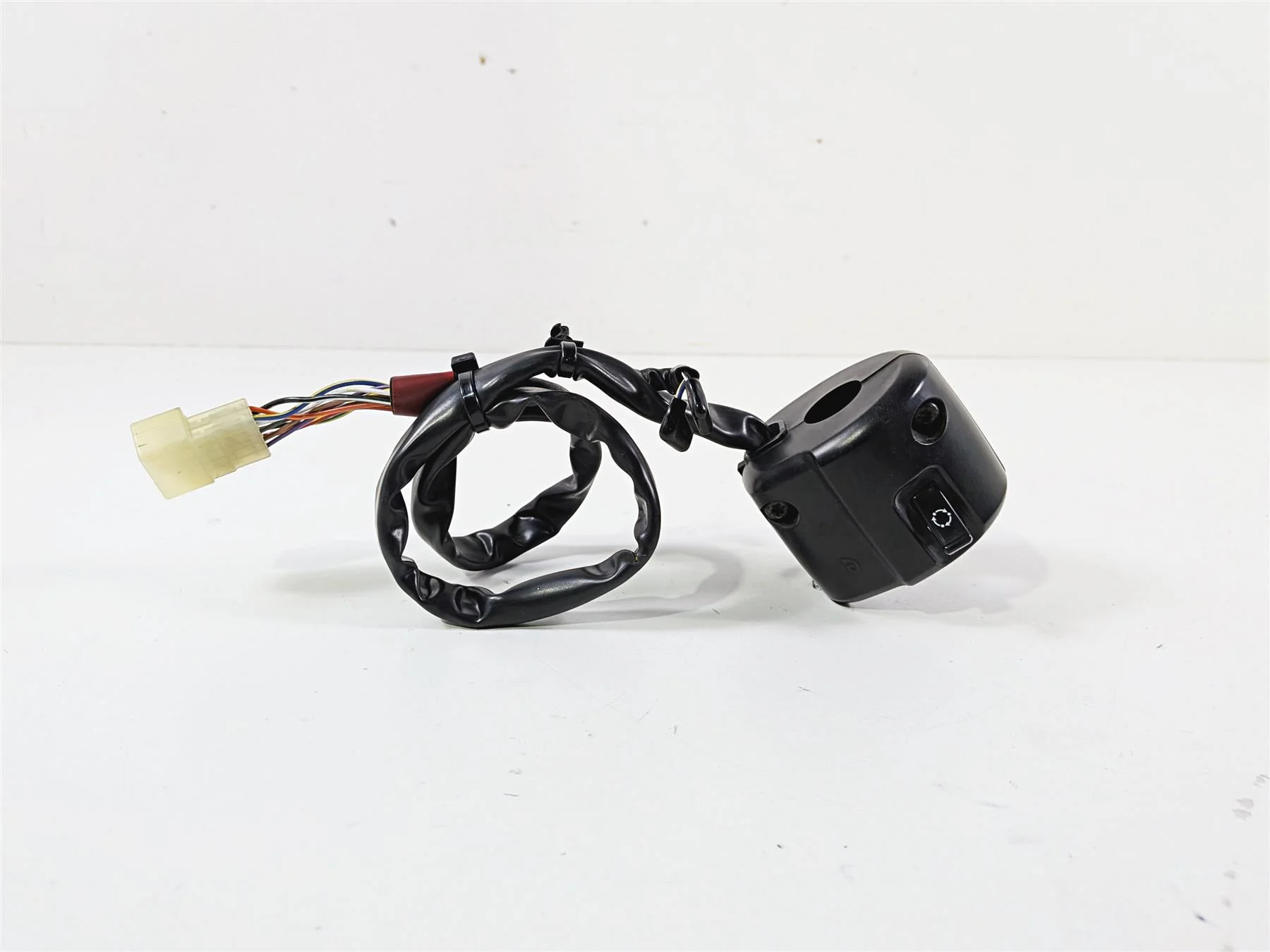 2017 Victory Octane 1200 Left Hand Turn Signal Control Switch 4014451 - Image 4