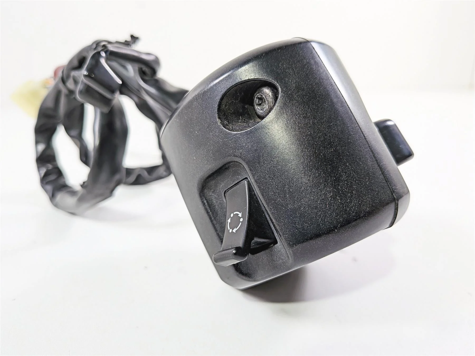 2017 Victory Octane 1200 Left Hand Turn Signal Control Switch 4014451 - Image 9
