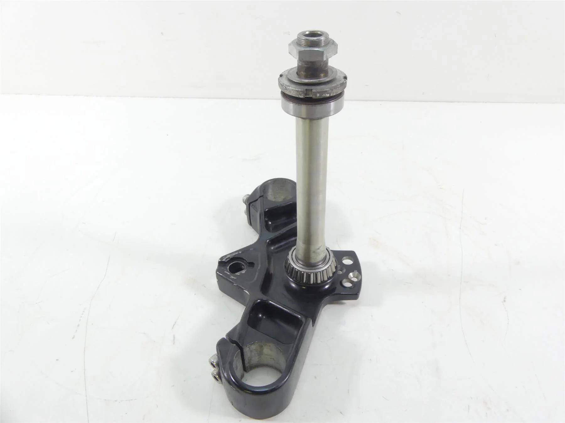 2017 Victory Octane 1200 Lower Triple Tree Steering Yoke 1824075-658 5139921 - Image 2