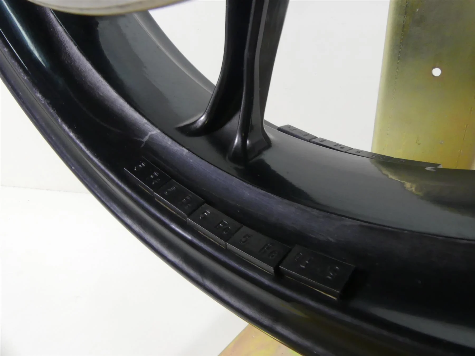 2017 Victory Octane 1200 Straight Front Wheel Rim 18x3.5 1522092-266 - Image 10