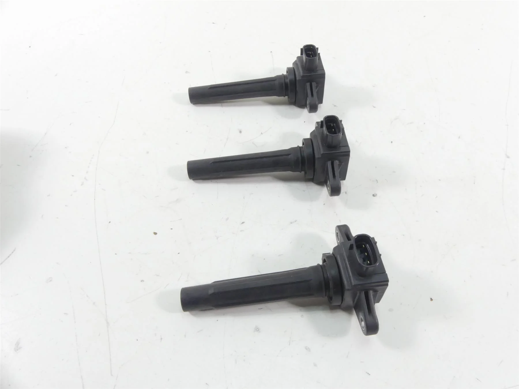 2017 Yamaha Waverunner VX Limited Ignition Coil Set 6EX-82310-00-00 H6T11273 - Image 4