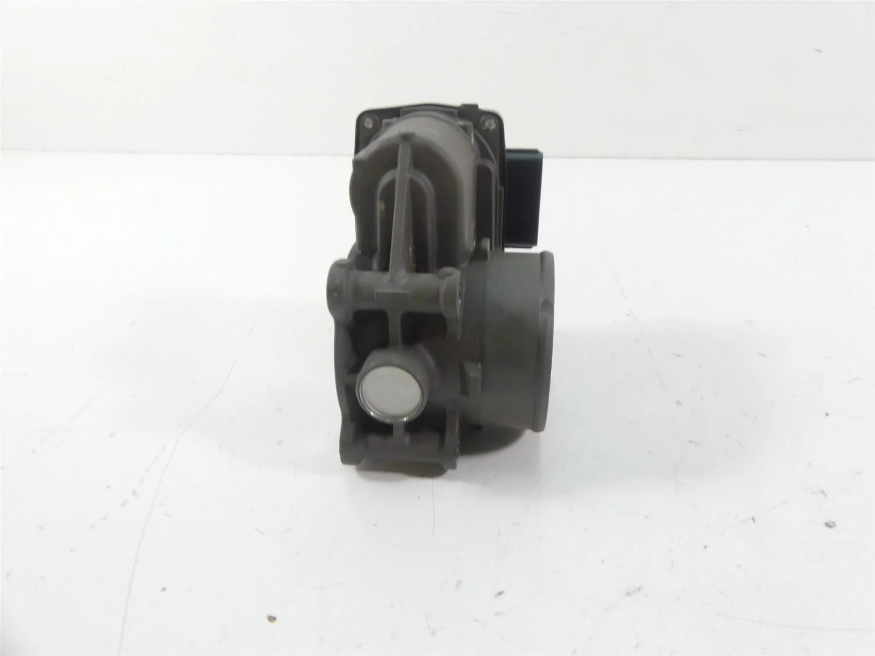 2017 Yamaha Waverunner VX Limited Mikuni Throttle Body -Video 6EY-13750-00-00 - Image 4