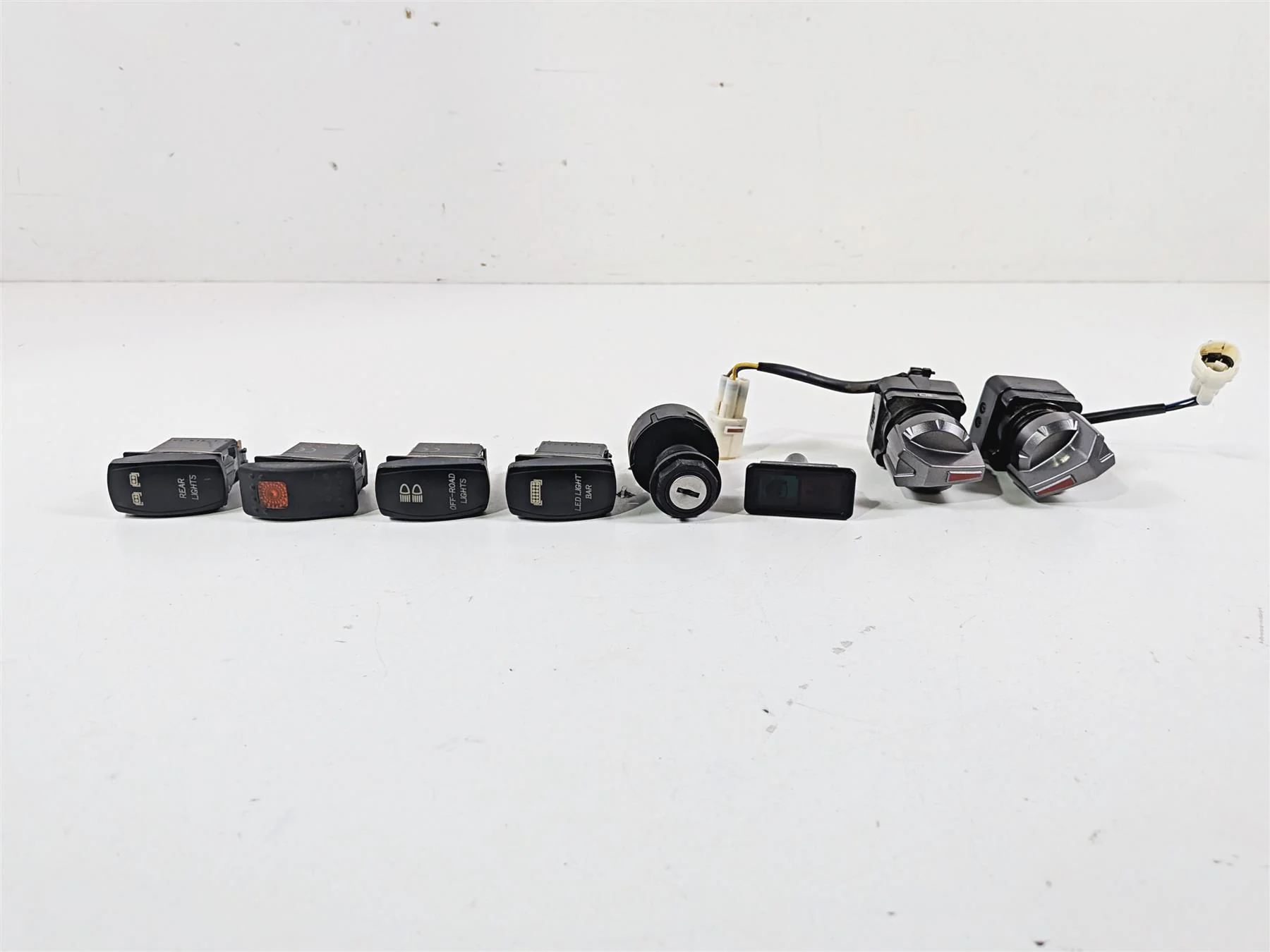 2017 Yamaha YXZ1000R EPS SS Ignition Light Led Switch Set 5UG-H2510-00-00 - Image 2