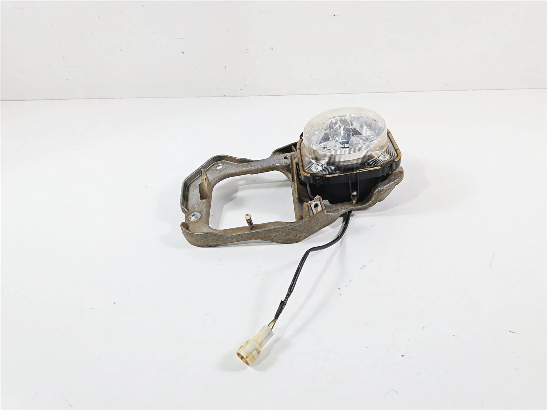 2017 Yamaha YXZ1000R EPS SS Left Headlight Head Light Lamp 2UD-84300-00-00