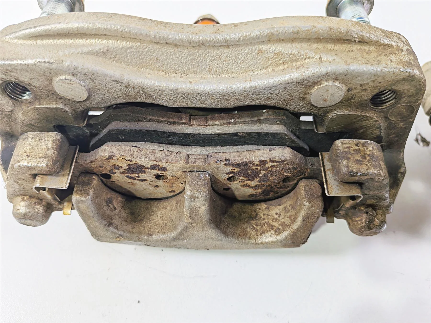 2017 Yamaha YXZ1000R EPS SS Nissin Rear Brake Caliper Set 2HC-2580V-00-00 - Image 6