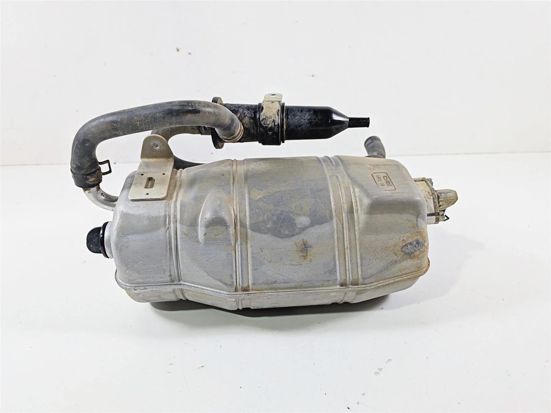 2017 Yamaha YXZ1000R EPS SS Oil Tank Reservoir 2HC-21751-00-00 - Image 6