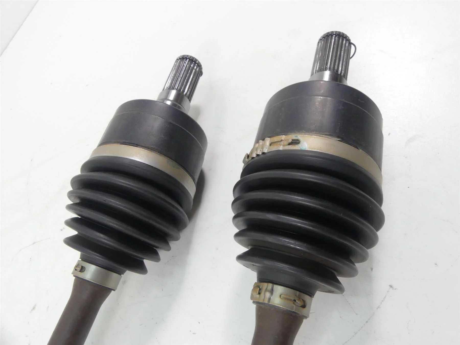 2017 Yamaha YXZ1000R EPS SS Rear Drive Cv Axle Shaft Set 2HC-2531H-10-00 - Image 4