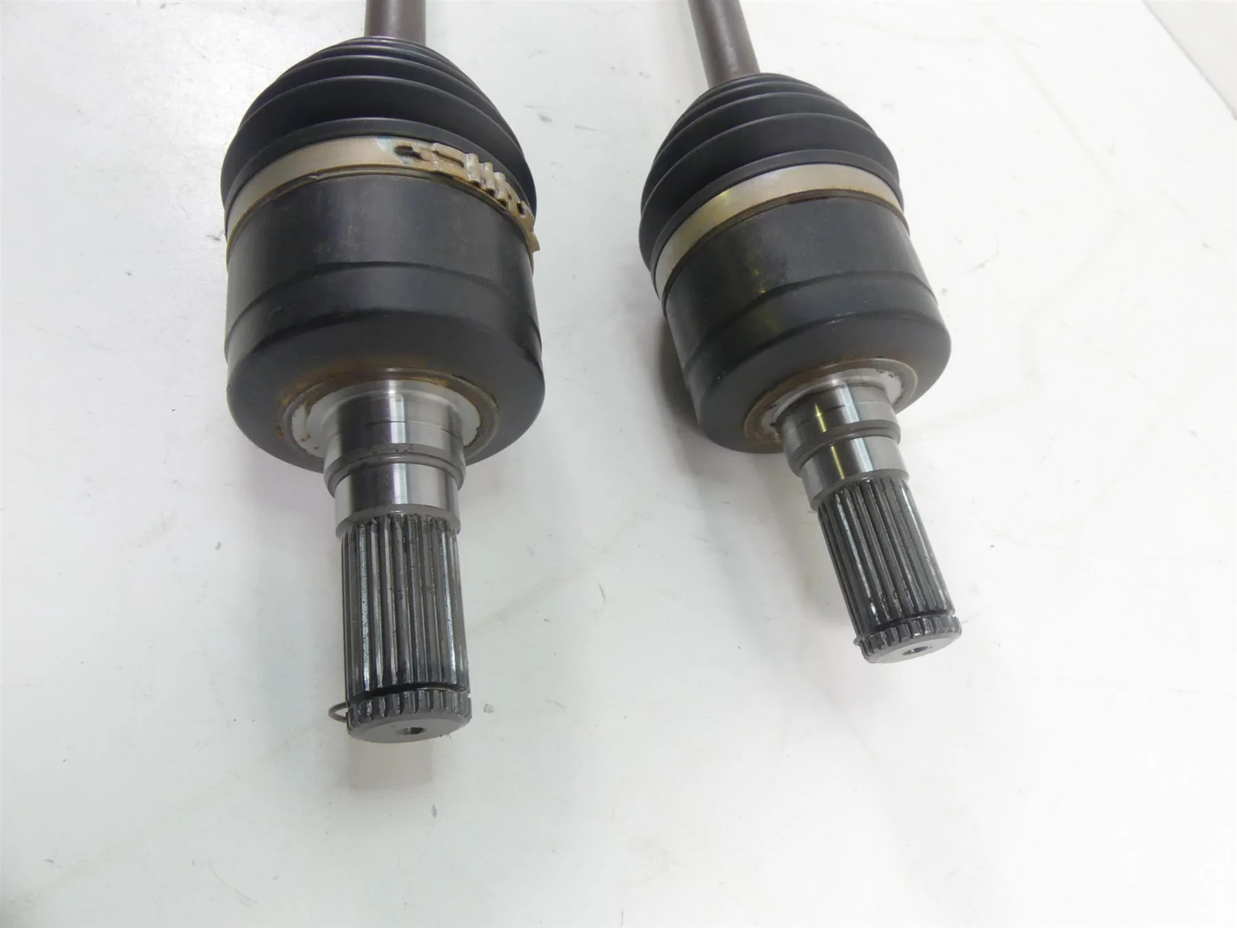 2017 Yamaha YXZ1000R EPS SS Rear Drive Cv Axle Shaft Set 2HC-2531H-10-00 - Image 5