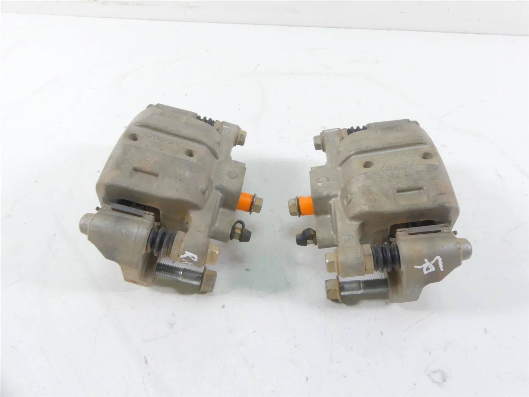2017 Yamaha YXZ1000R EPS SS Rear Nissin Brake Caliper Set 2HC-2580V-00-00 - Image 2