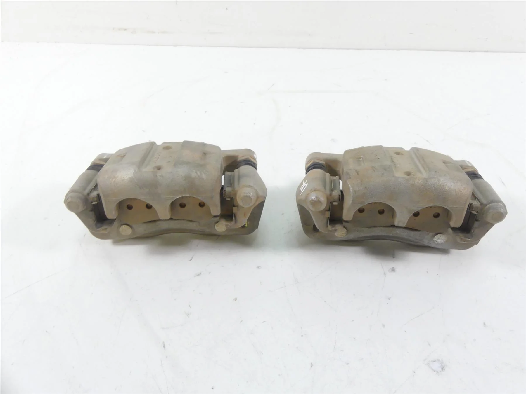 2017 Yamaha YXZ1000R EPS SS Rear Nissin Brake Caliper Set 2HC-2580V-00-00 - Image 3