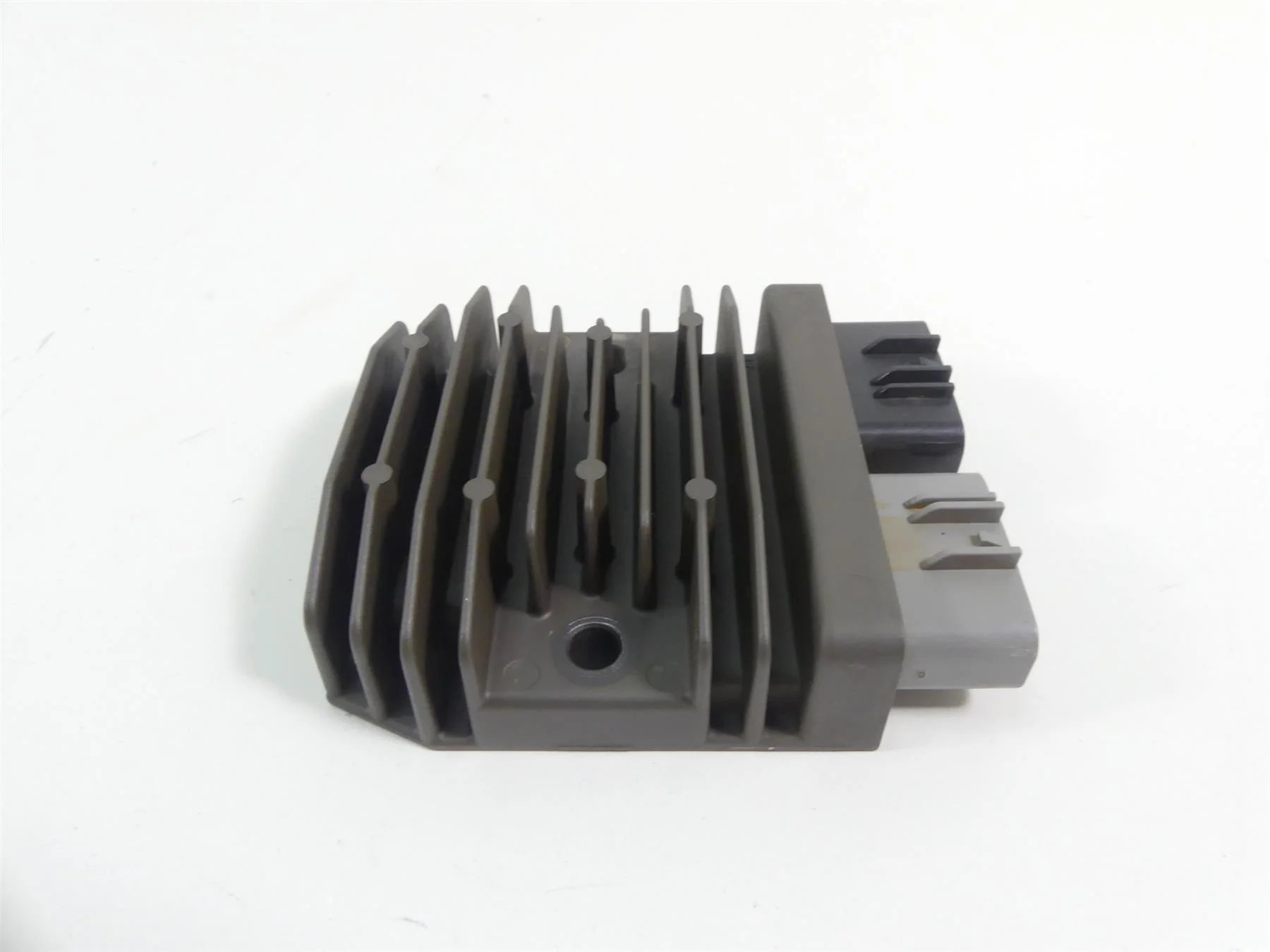 2017 Yamaha YXZ1000R EPS SS Rectifier Voltage Regulator FH020AA 1D7-81960-01-00 - Image 4