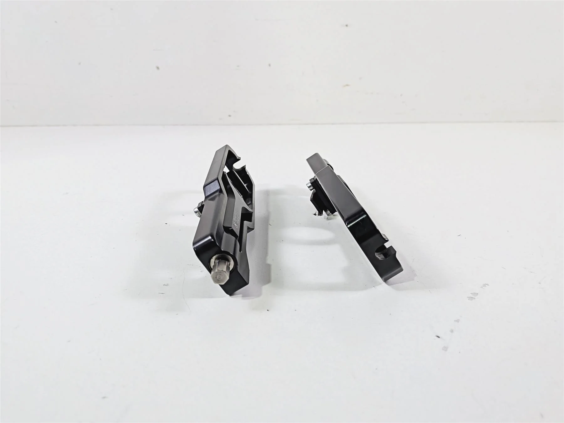 2018 Aprilia RSV4 RR Bonamici Racing Chain Adjusters Black CODE CHAD04_BK - Image 4