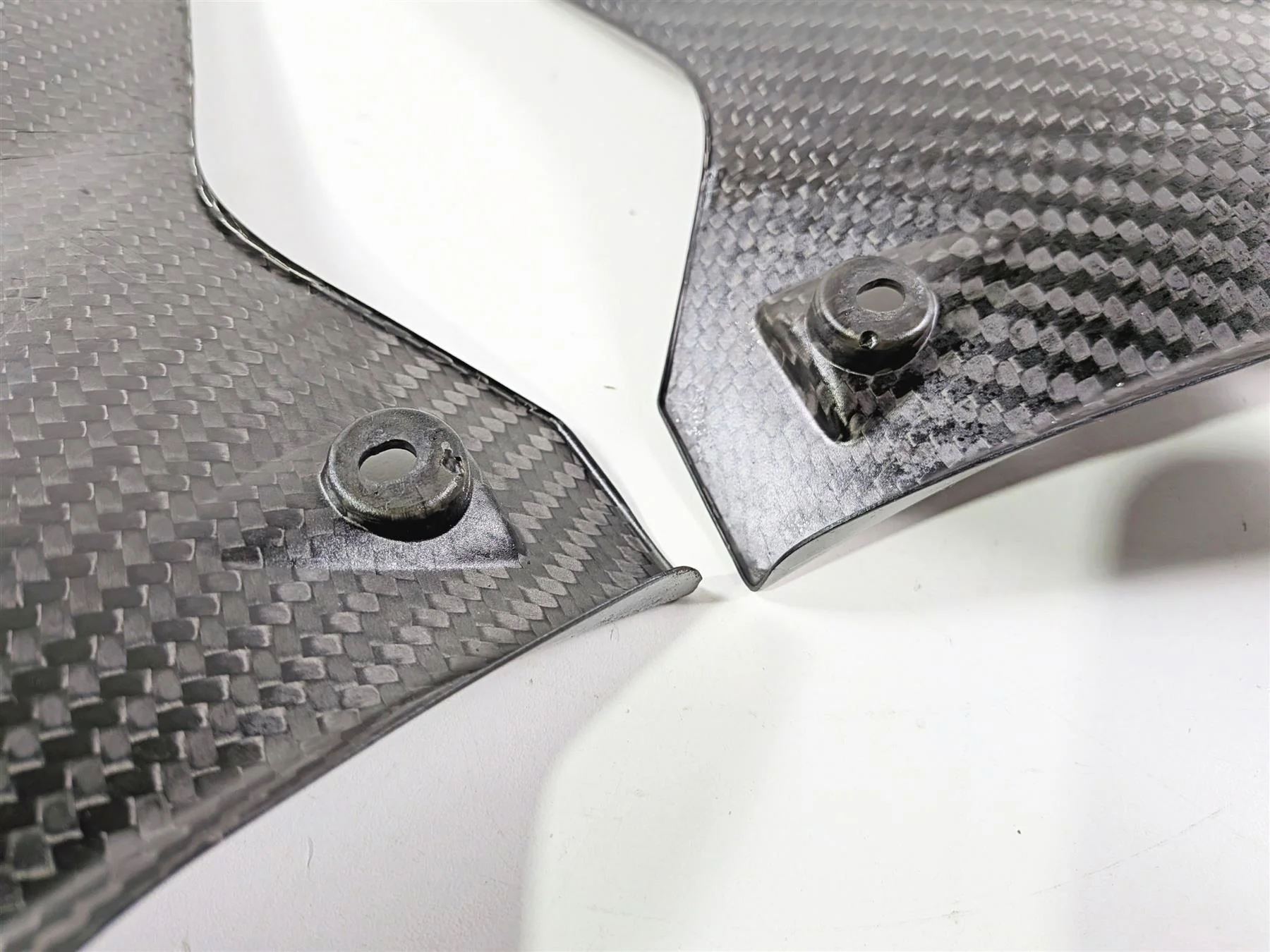 2018 Aprilia RSV4 RR Carbon Fiber Tank Triangle Fairing Covers Set 2B005961 - Image 10