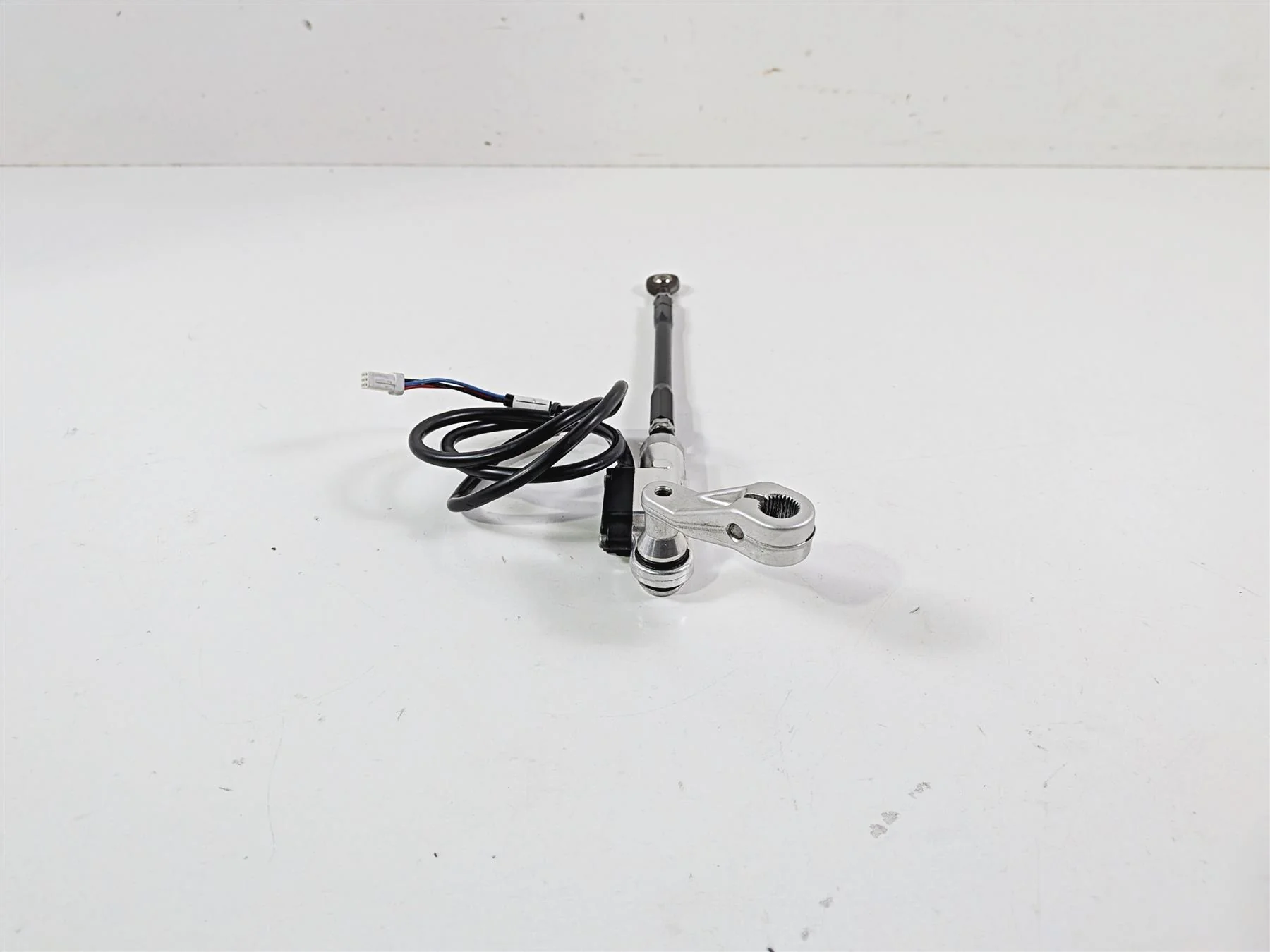 2018 Aprilia RSV4 RR Domino Quickshifter Quick Shifter 2B002890 - Image 3