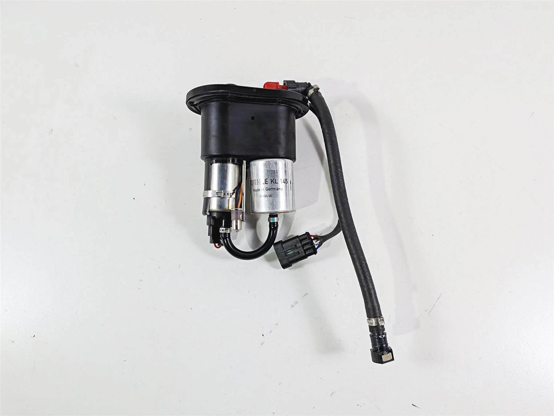 2018 Aprilia RSV4 RR Fuel Gas Petrol Pump -Tested B043925 - Image 9