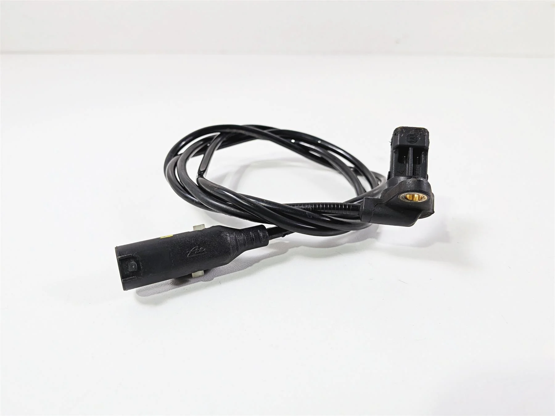 2018 Aprilia RSV4 RR Rear Abs Brake Wheel Speed Sensor 859792 - Image 3