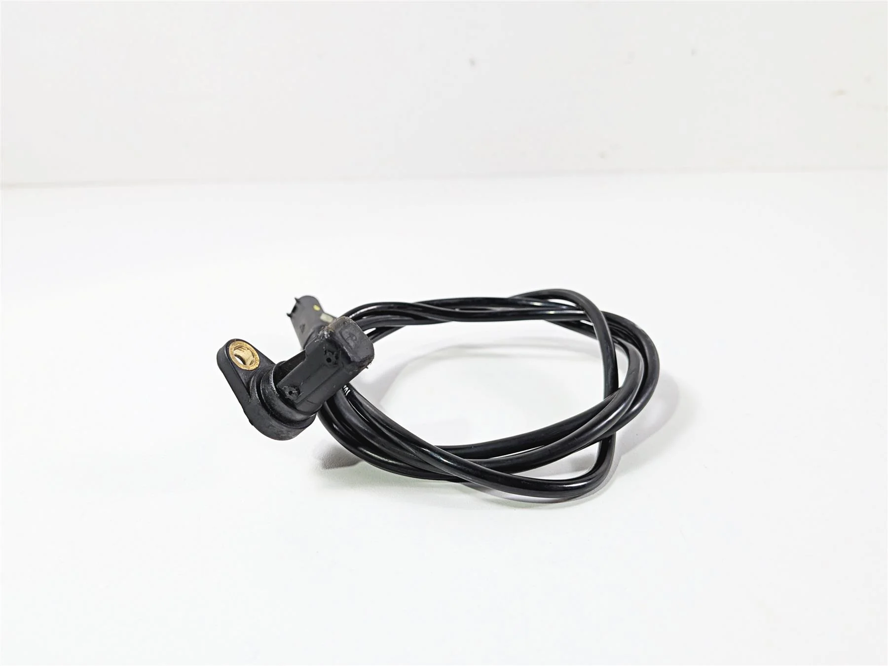 2018 Aprilia RSV4 RR Rear Abs Brake Wheel Speed Sensor 859792 - Image 6