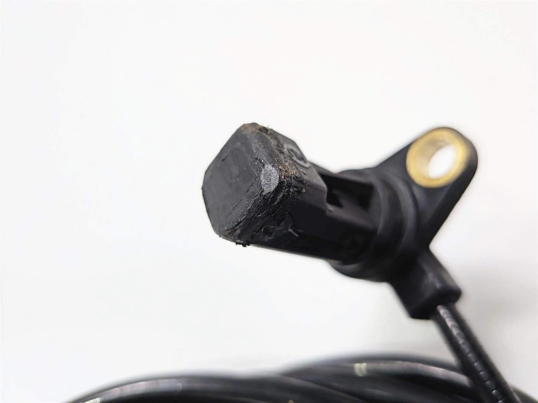 2018 Aprilia RSV4 RR Rear Abs Brake Wheel Speed Sensor 859792 - Image 9