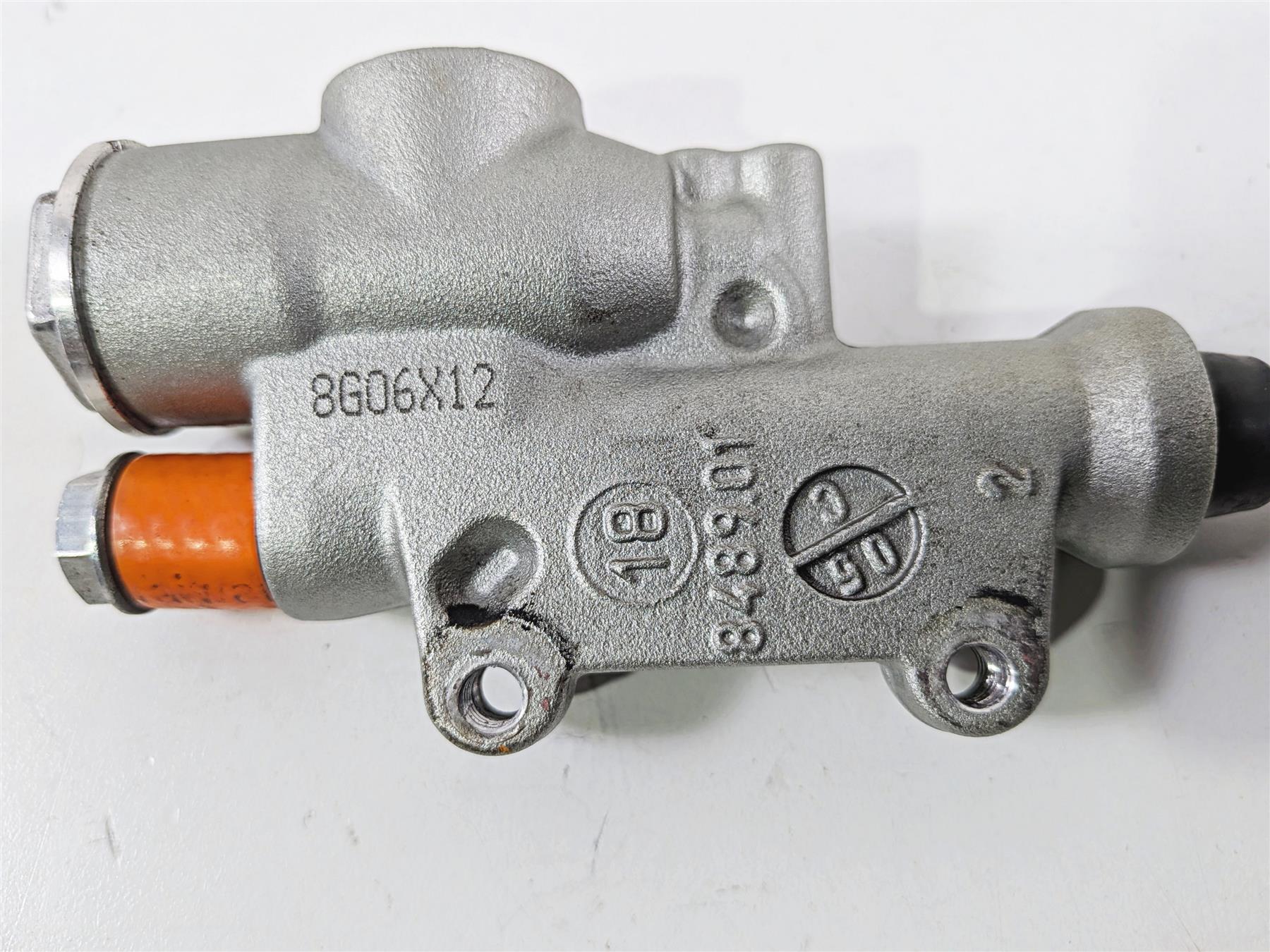 2018 Aprilia RSV4 RR Rear Brake Master Cylinder Brembo B044586 - Image 8