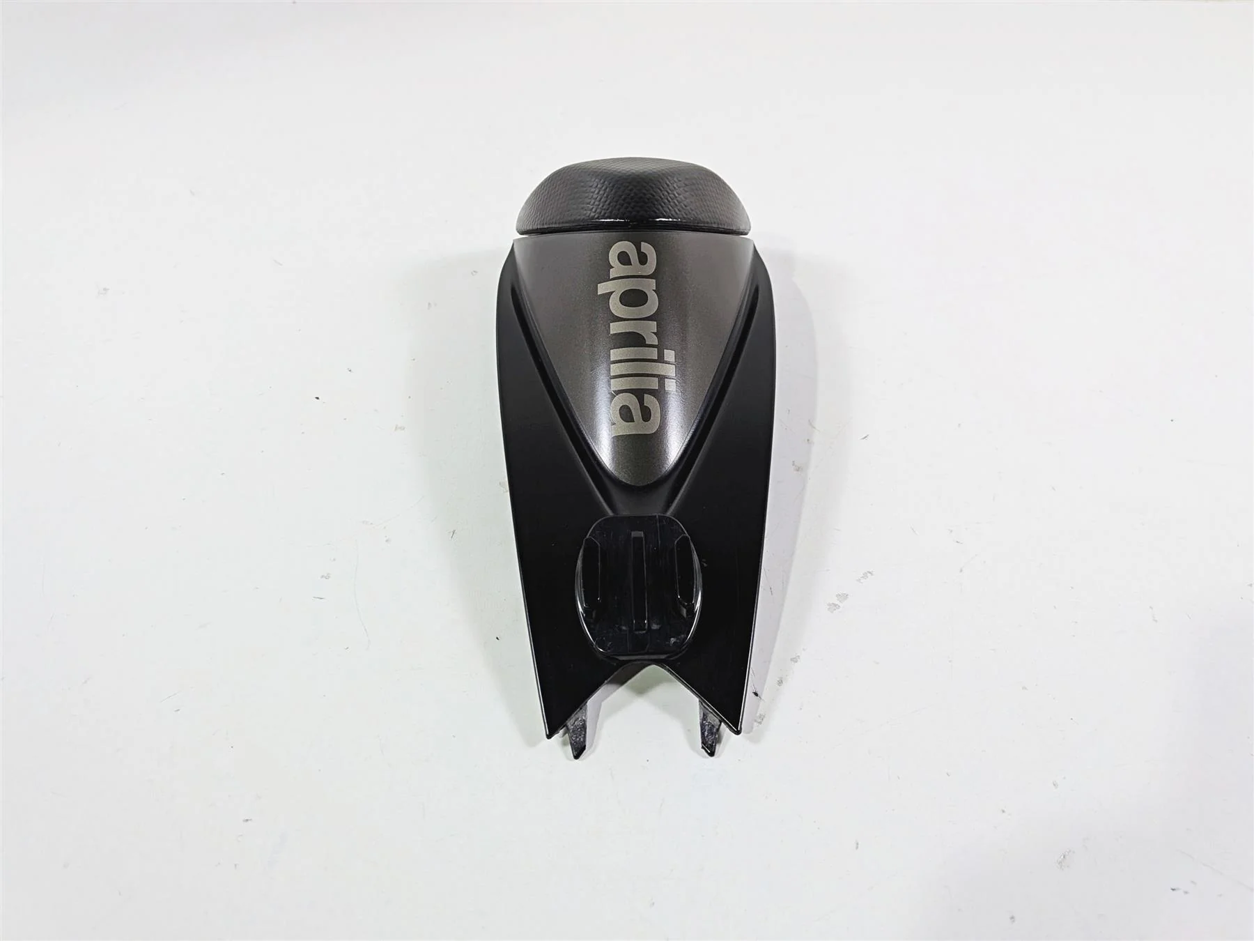 2018 Aprilia RSV4 RR Rear Passenger Seat Cover Fairing + Pad 858837 - Image 5