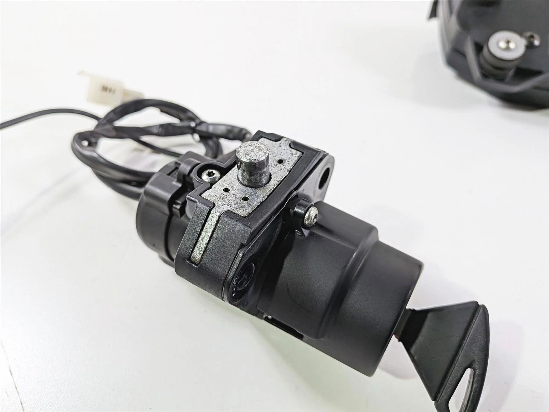 2018 Aprilia RSV4 RR Speedometer Cdi Ignition Switch Key Set 858580 2D000556 - Image 10
