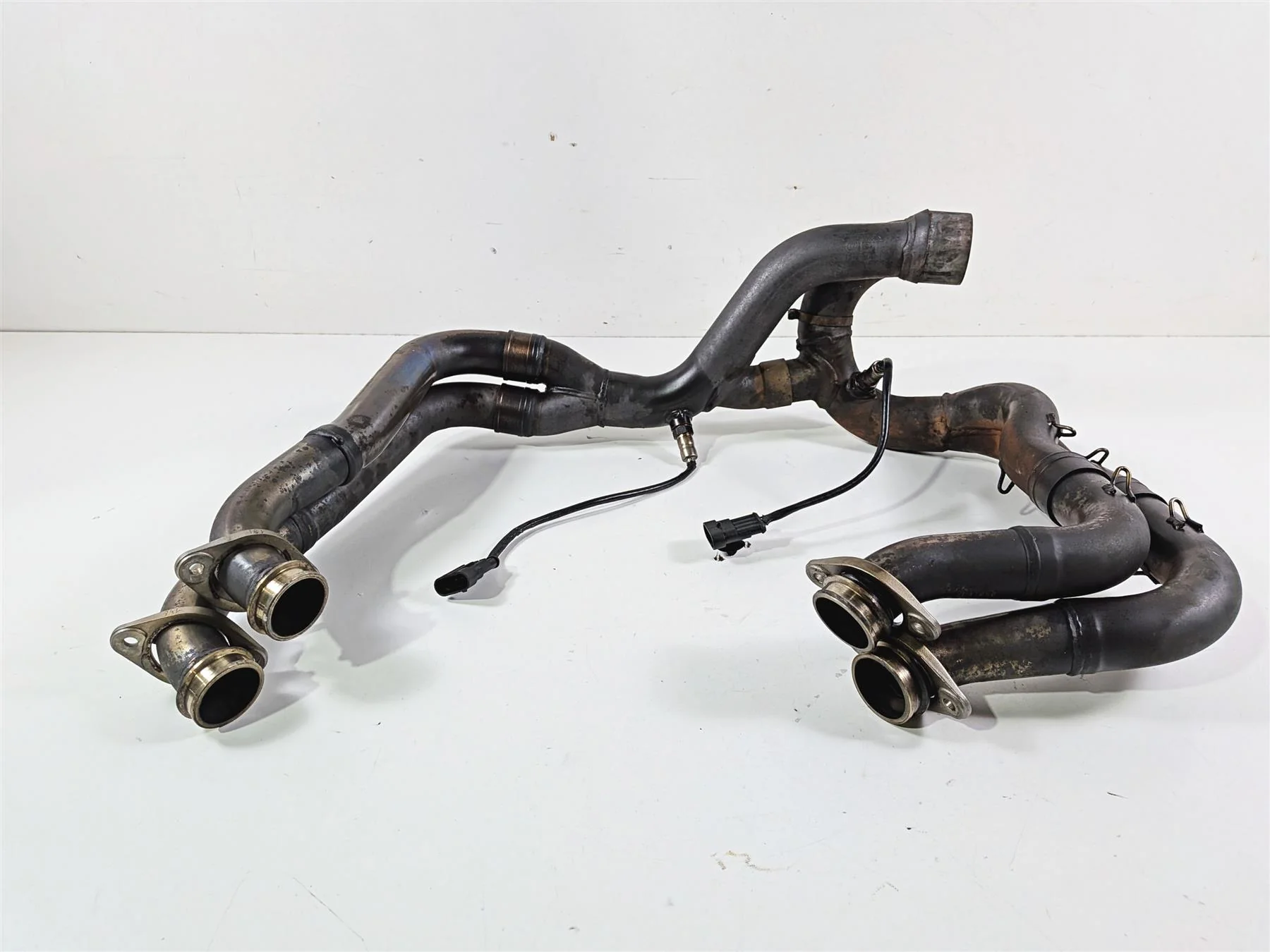 2018 Aprilia RSV4 RR Stock Exhaust Header Manifold Set 2B003106 - Image 4