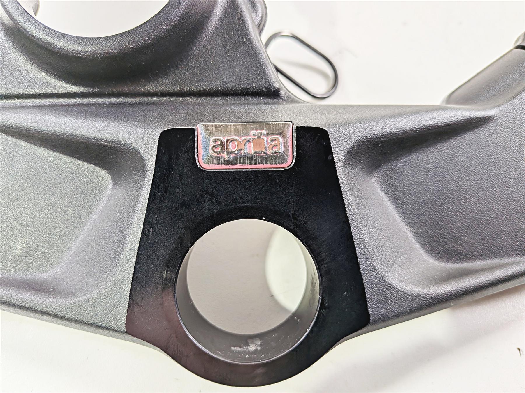 2018 Aprilia RSV4 RR Upper Triple Tree Steering Clamp 2B003830 858737 - Image 10