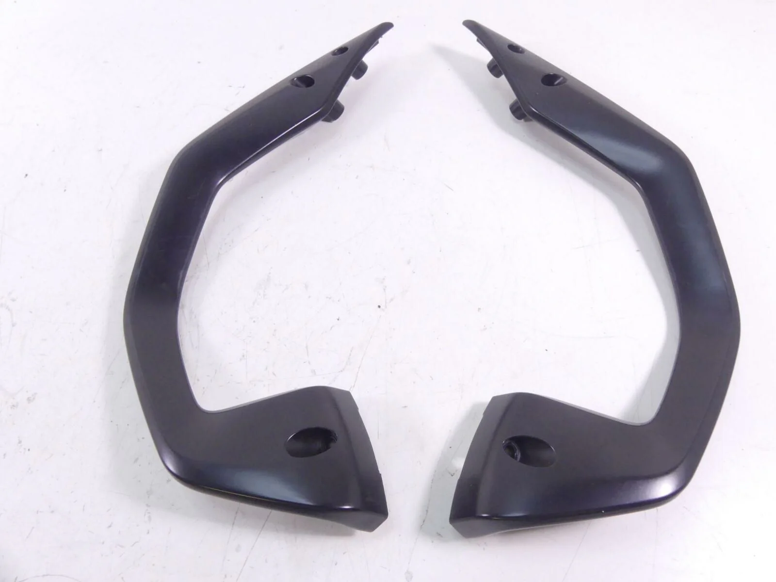 2018 BMW K1600 Bagger Rear Passenger Grip Grab Handle Set 46548566498 4654856649