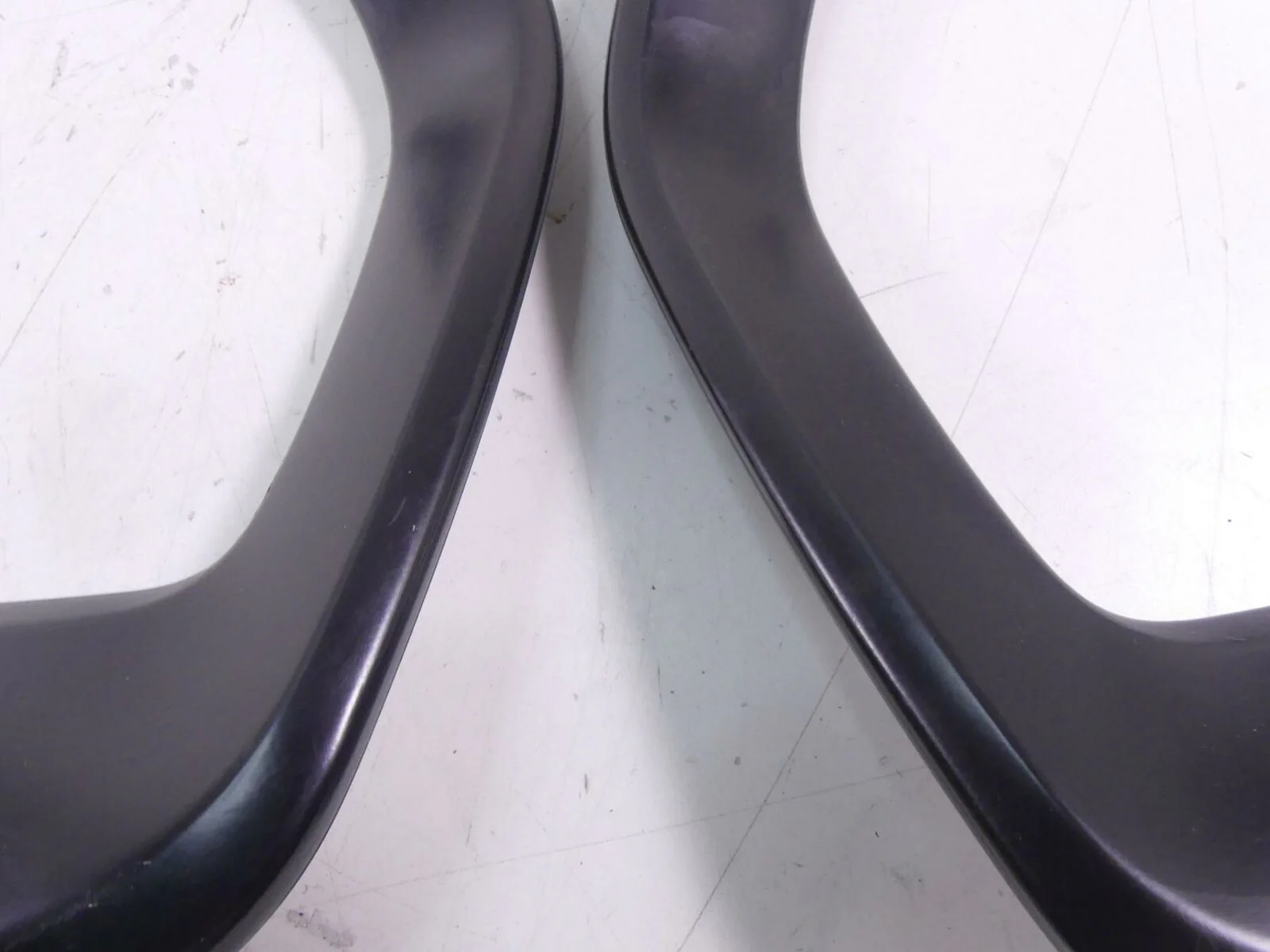 2018 BMW K1600 Bagger Rear Passenger Grip Grab Handle Set 46548566498 4654856649 - Image 11