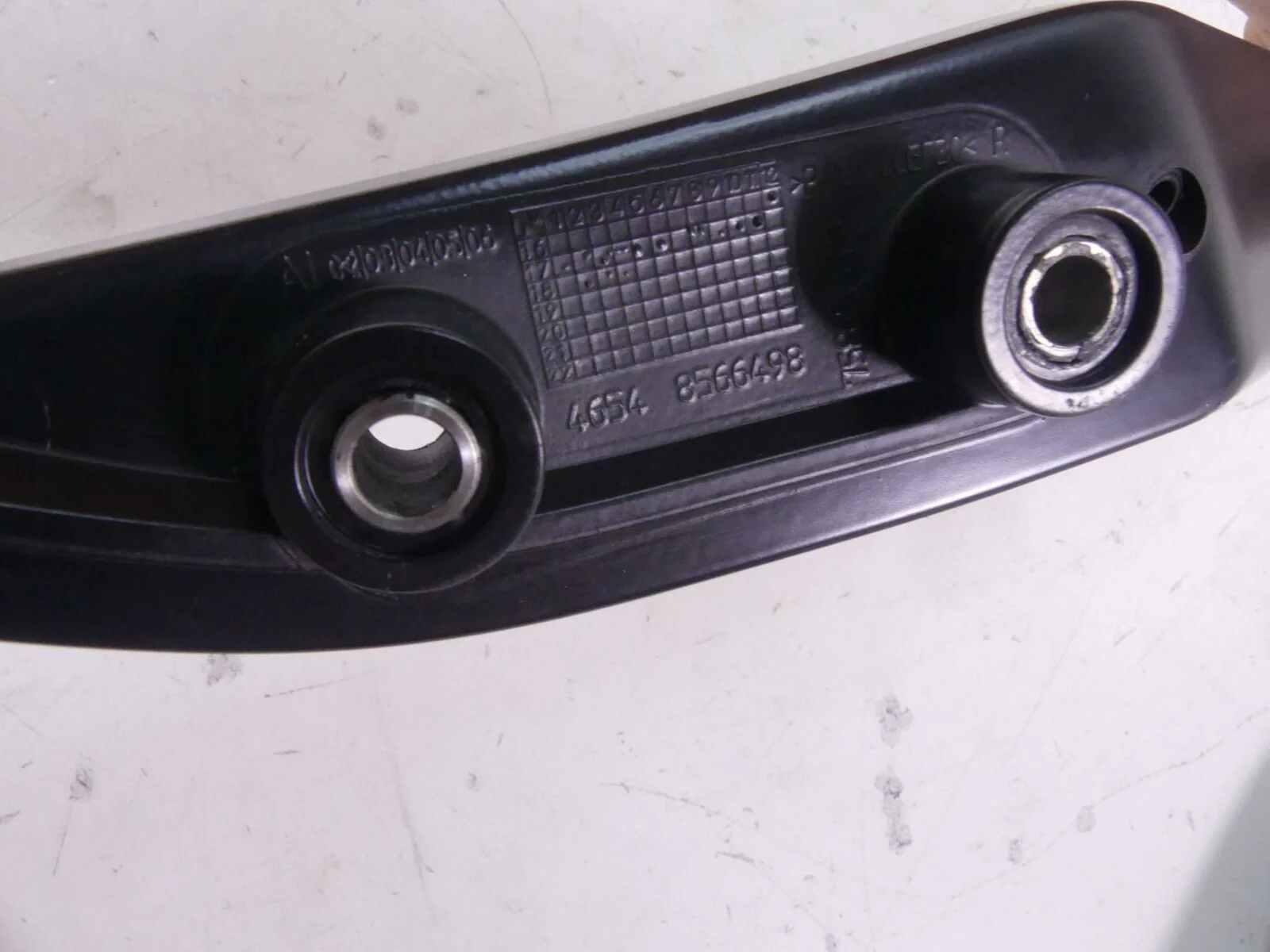 2018 BMW K1600 Bagger Rear Passenger Grip Grab Handle Set 46548566498 4654856649 - Image 12