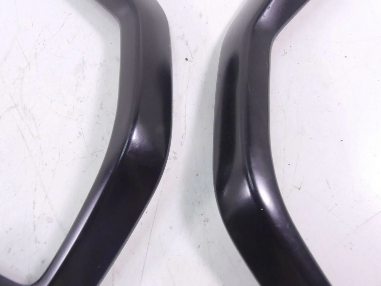 2018 BMW K1600 Bagger Rear Passenger Grip Grab Handle Set 46548566498 4654856649 - Image 5