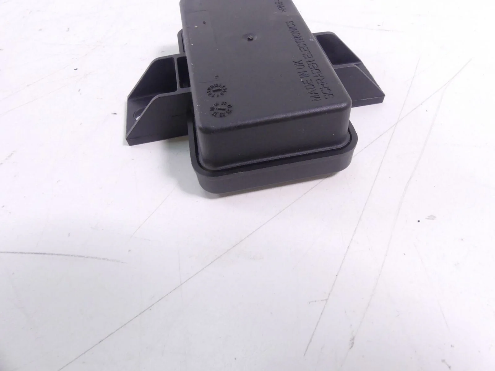 2018 BMW K1600 Bagger Tire Pressure Sensor Rdc Module  36318567683 65758546222 - Image 5