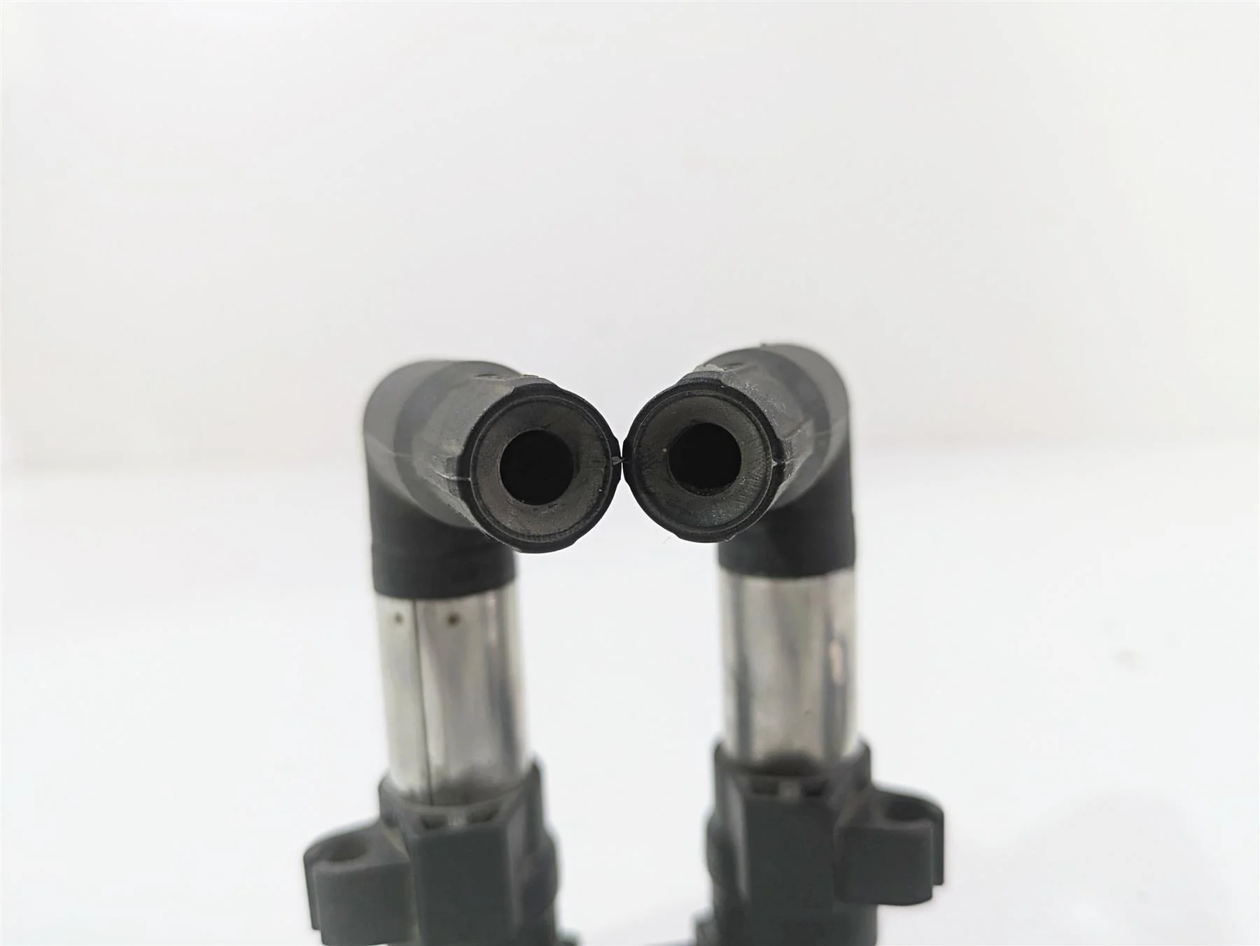 2018 BMW R nineT Urban GS K33 Ignition Coil Stick L-Bow Set 12138560173 - Image 10