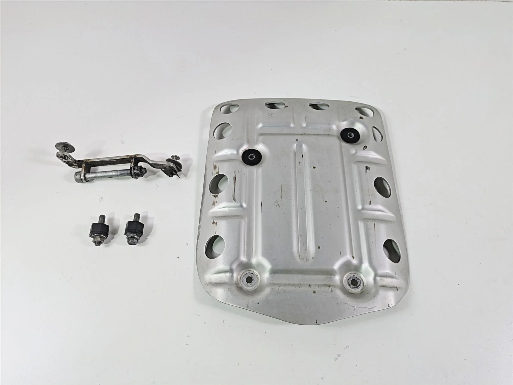 2018 BMW R nineT Urban GS K33 Lower Engine Guard Skidplate Set 11117717743