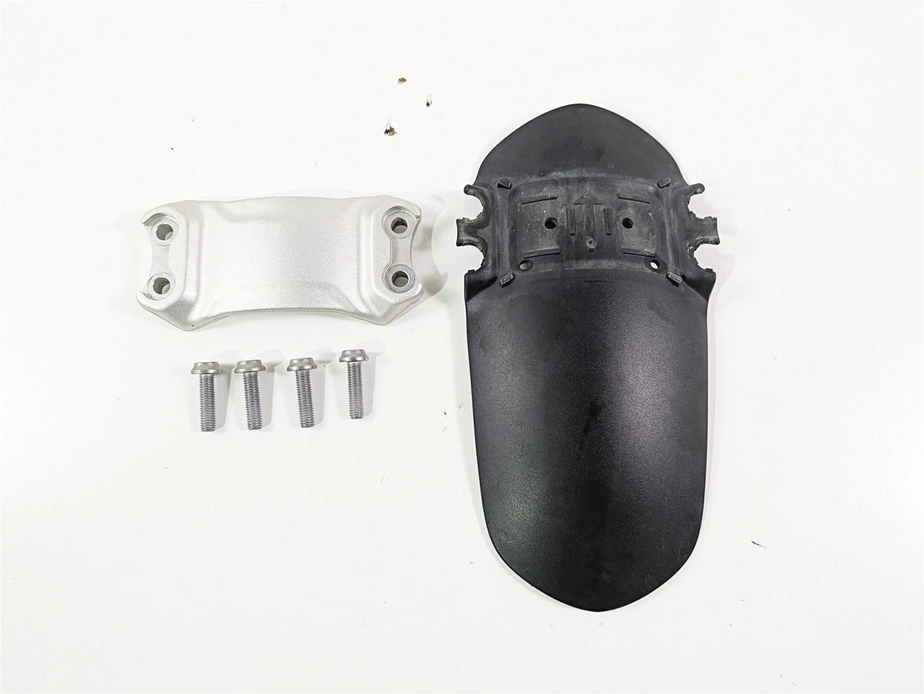 2018 BMW R nineT Urban GS K33 Lower Front Fender Cover & Stabilizer 46618558344 - Image 6