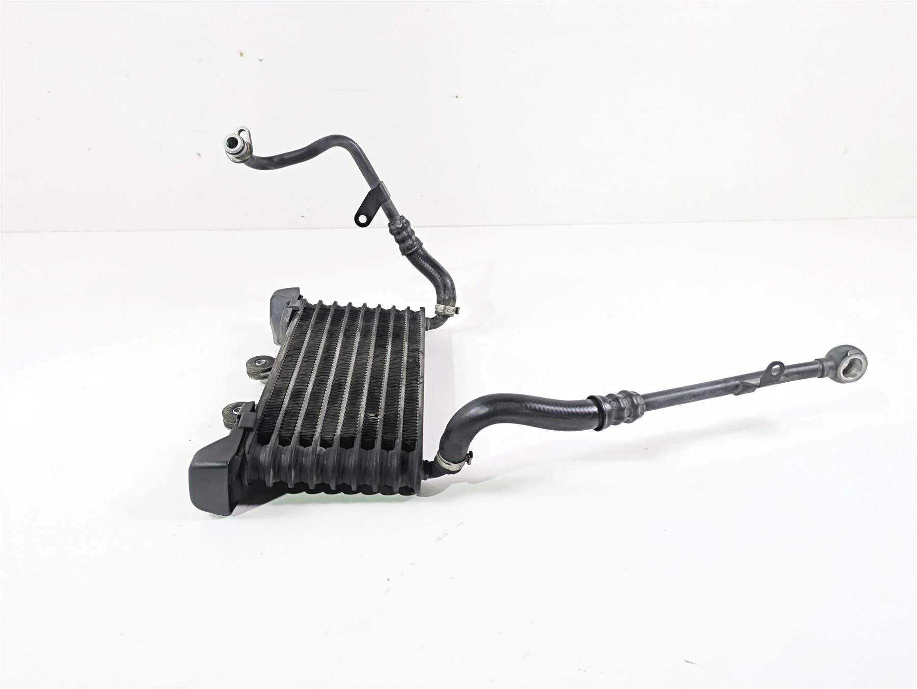 2018 BMW R nineT Urban GS K33 Oil Cooler & Lines 17218543232 - Image 3