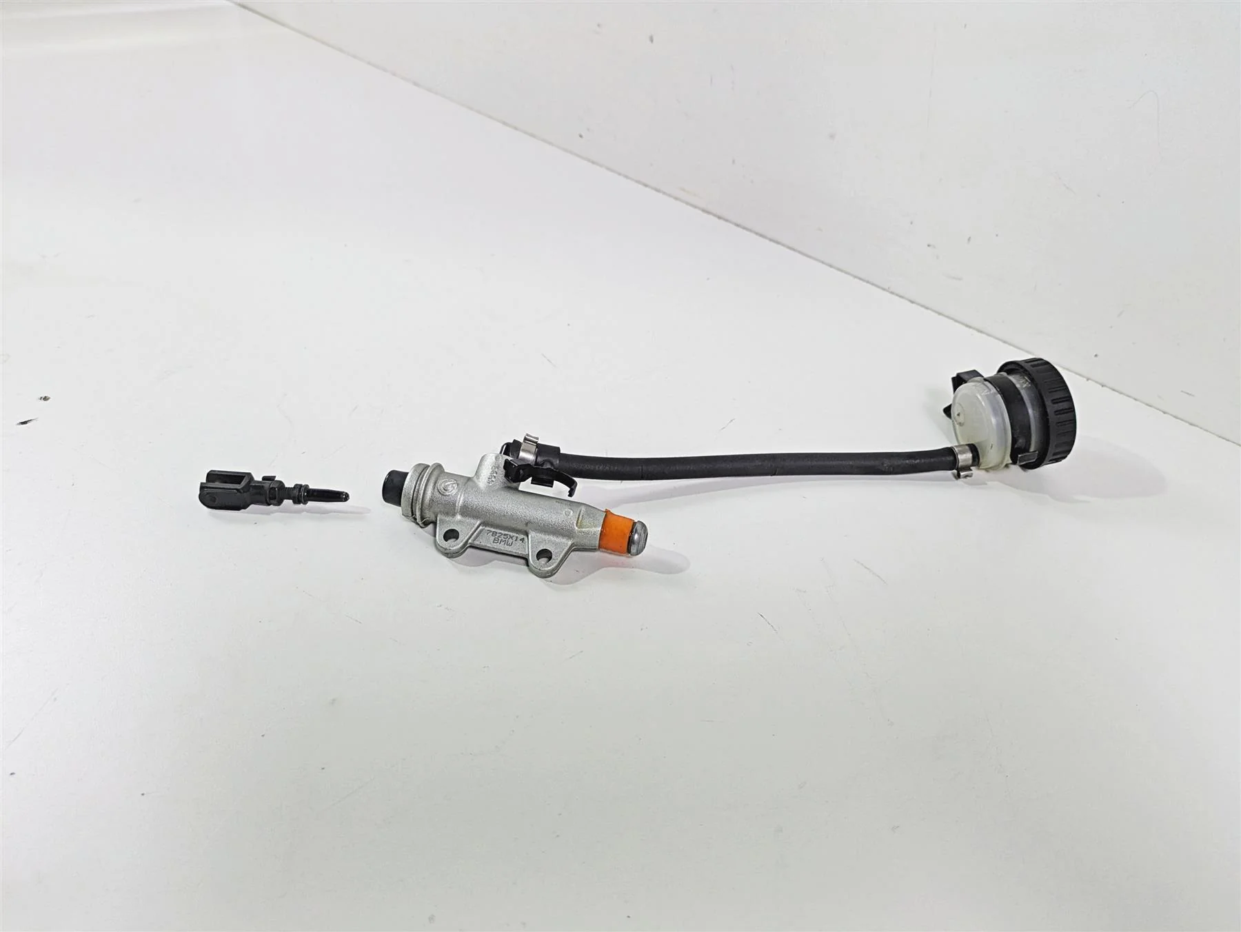 2018 BMW R nineT Urban GS K33 Rear Brembo Brake Master Cylinder 34318529423 - Image 12