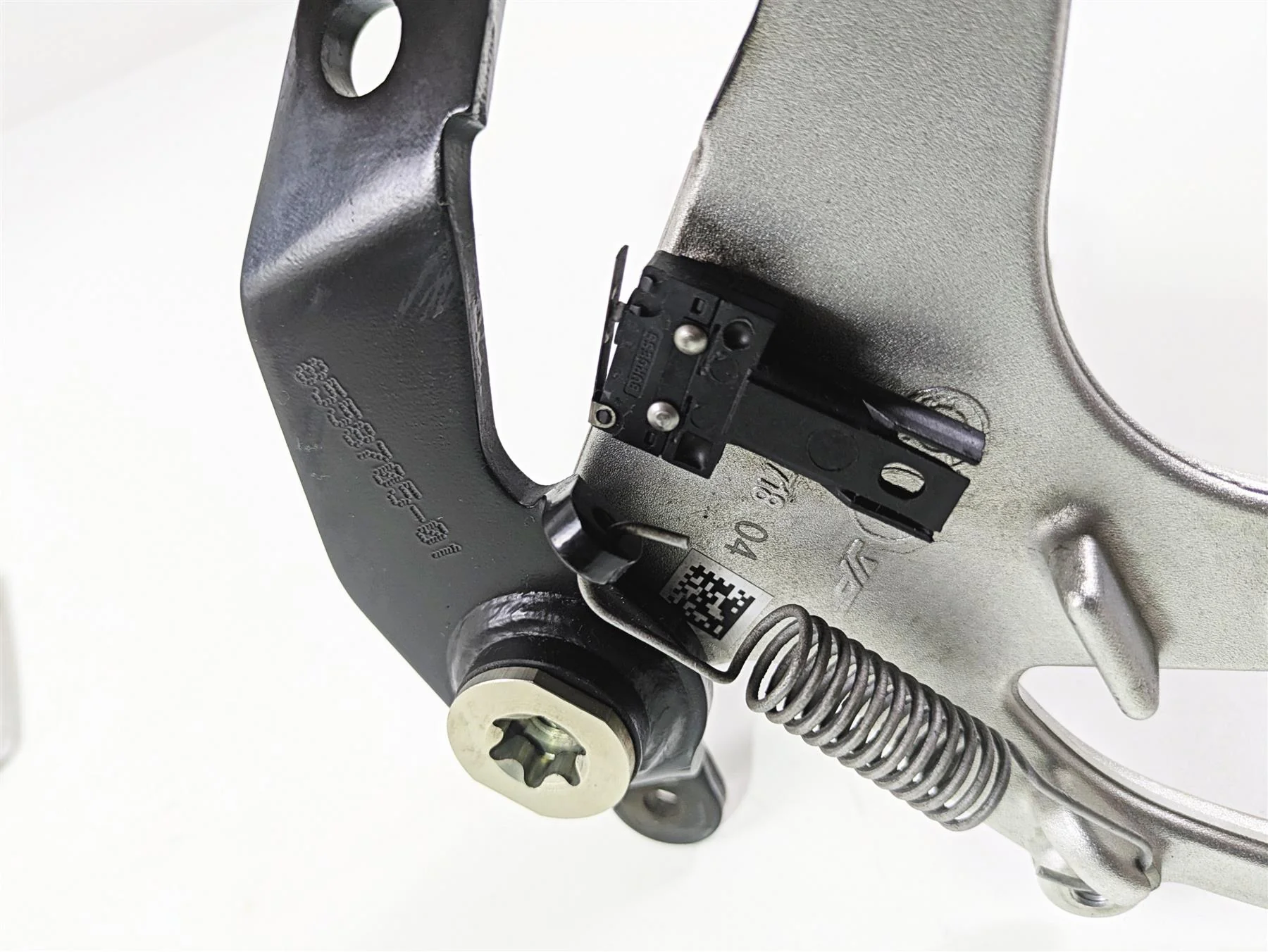 2018 BMW R nineT Urban GS K33 Right Footpeg & Brake Pedal 46718558718 - Image 7