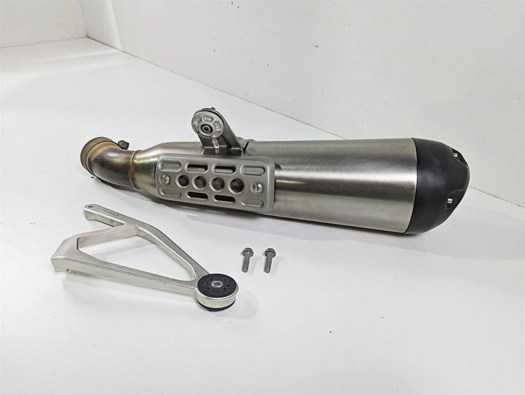 2018 BMW R nineT Urban GS K33 Stock Exhaust Pipe Muffler - Read 18518561334 - Image 12