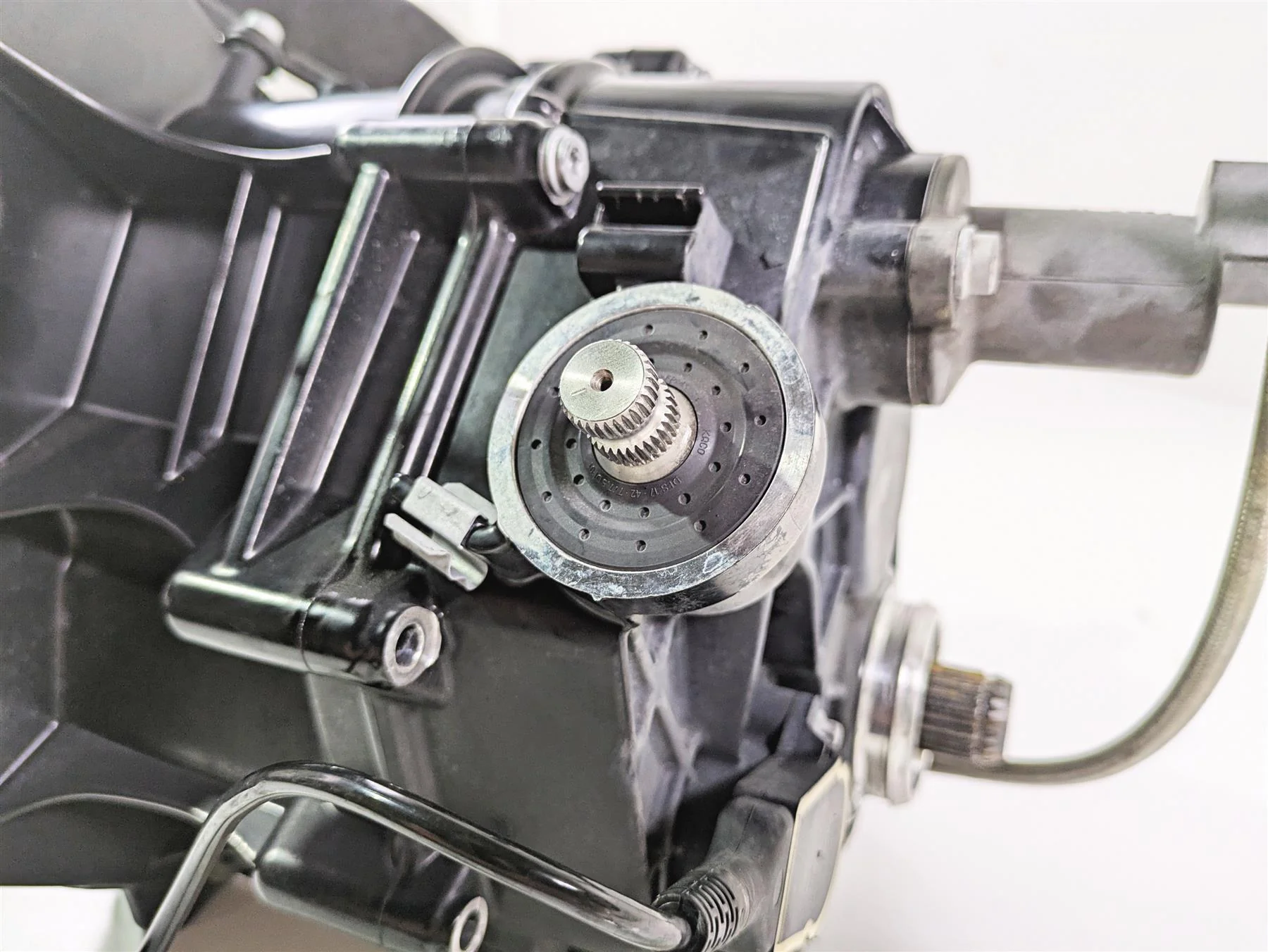 2018 BMW R nineT Urban GS K33 Transmission Gear Box 6 Speed - SAJ 23007721742 - Image 9